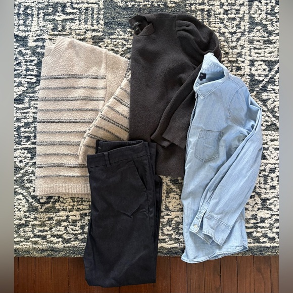 Clothes Bundle - Picture 1 of 9